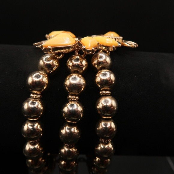 Vintage Goldtone Stretchy Bracelet Beaded with Floral Design Signed Midcentury - Picture 4 of 8